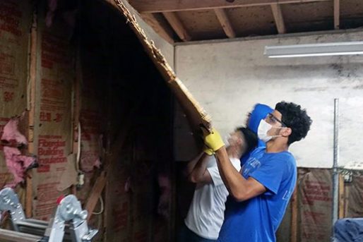 Window of Giving Hinkley Goes to Houston